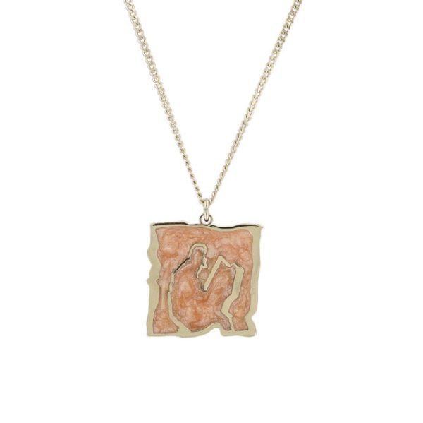 Métroanonymus pendant Sacha