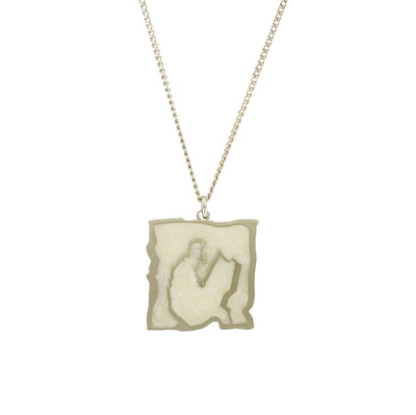 Pendentif "Métroanonymus" d'Artur Majka